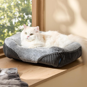 Bedsure Washable Fluffy Plush Pet Bed