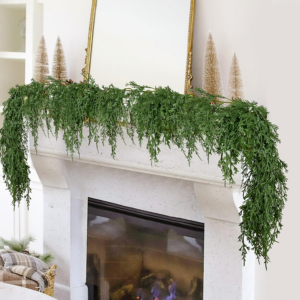Artificial 6' Christmas Garland