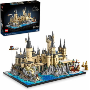 LEGO 2660-Piece Harry Potter Hogwarts Castle Building Set